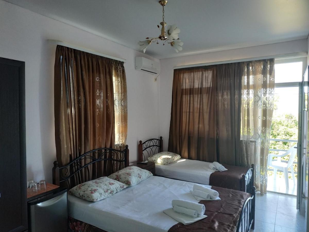 Guest House U Antoniny 가그라 외부 사진